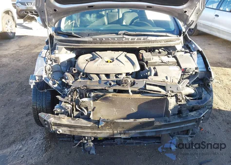 2015 Hyundai Elantra Limited from USA, damaged, VIN KMHDH4AE7FU455257